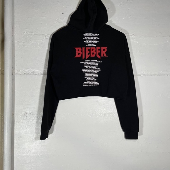 Justin Bieber Purpose Tour Cropped Hoodie H&M Divided Black Red Stadium Size S - Picture 3 of 9
